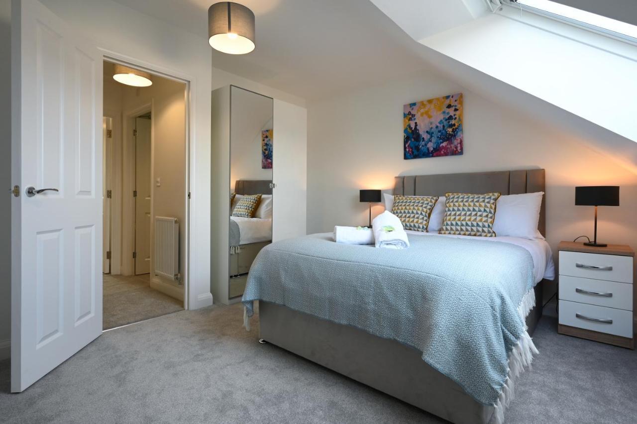 Luxury 4 Bed House With Gated Parking In The Heart Of Birmingham! * Birmingham